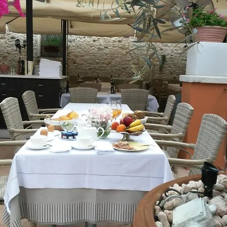 Corte San Luca Apartahotel Bardolino